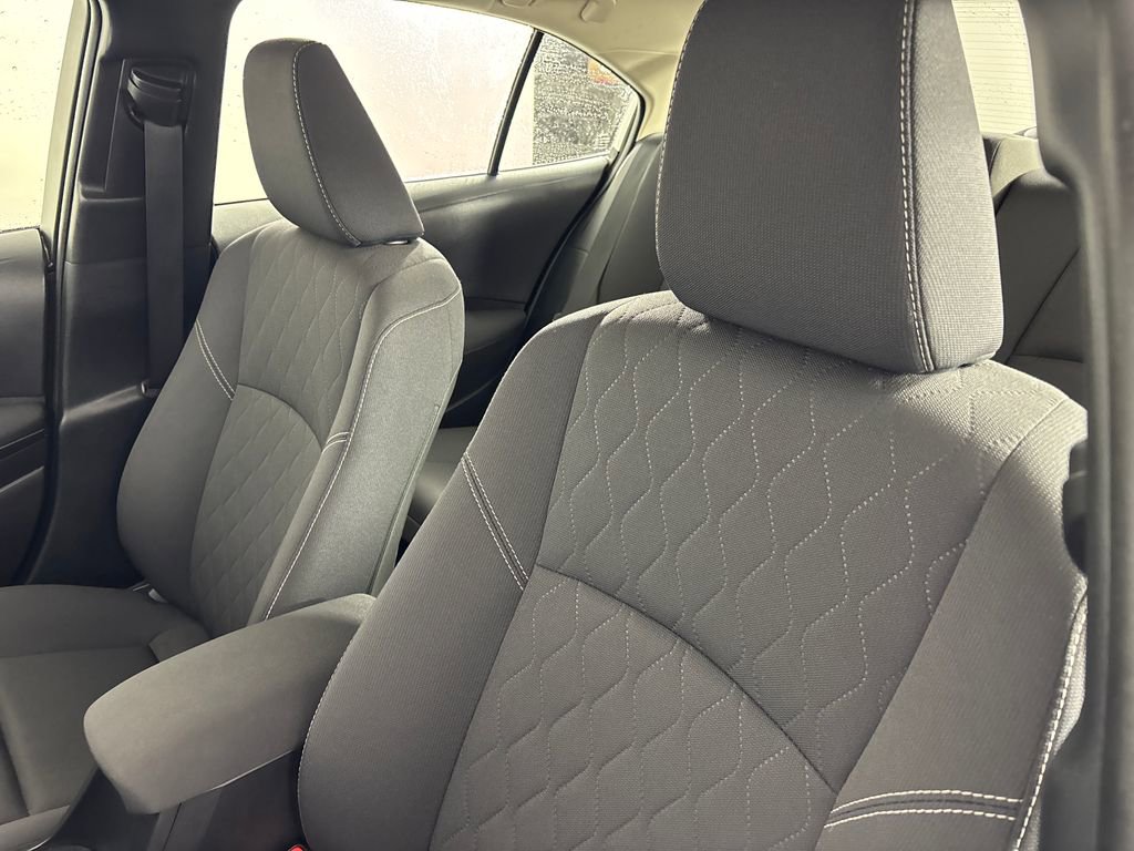 Used 2025 Toyota Corolla LE w/ LE Premium Package image 9