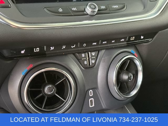 Used 2025 Chevrolet Blazer LT AWD/4WD image 17