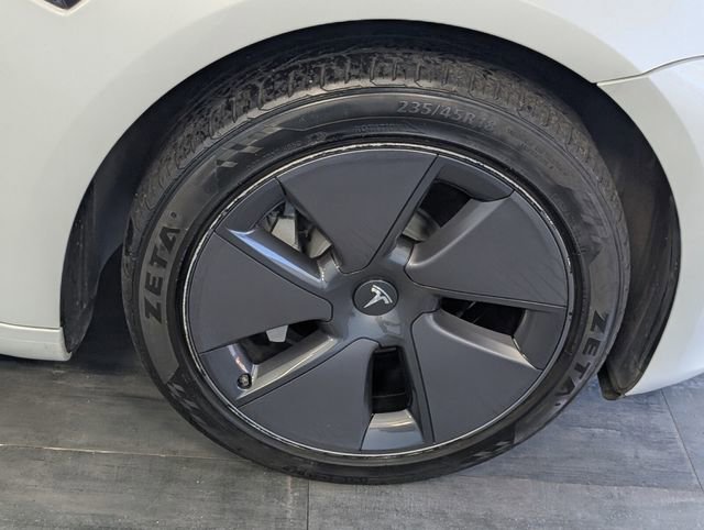 Used 2023 Tesla Model 3 Standard Range RWD image 14