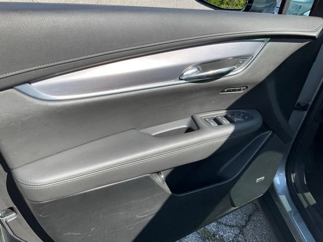 Used 2024 Cadillac XT6 Luxury FWD image 7