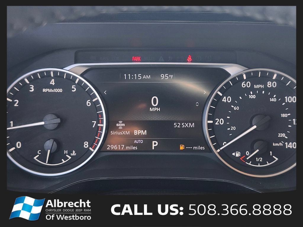 Used 2024 Nissan Pathfinder SV w/ SV Premium Package AWD/4WD image 34