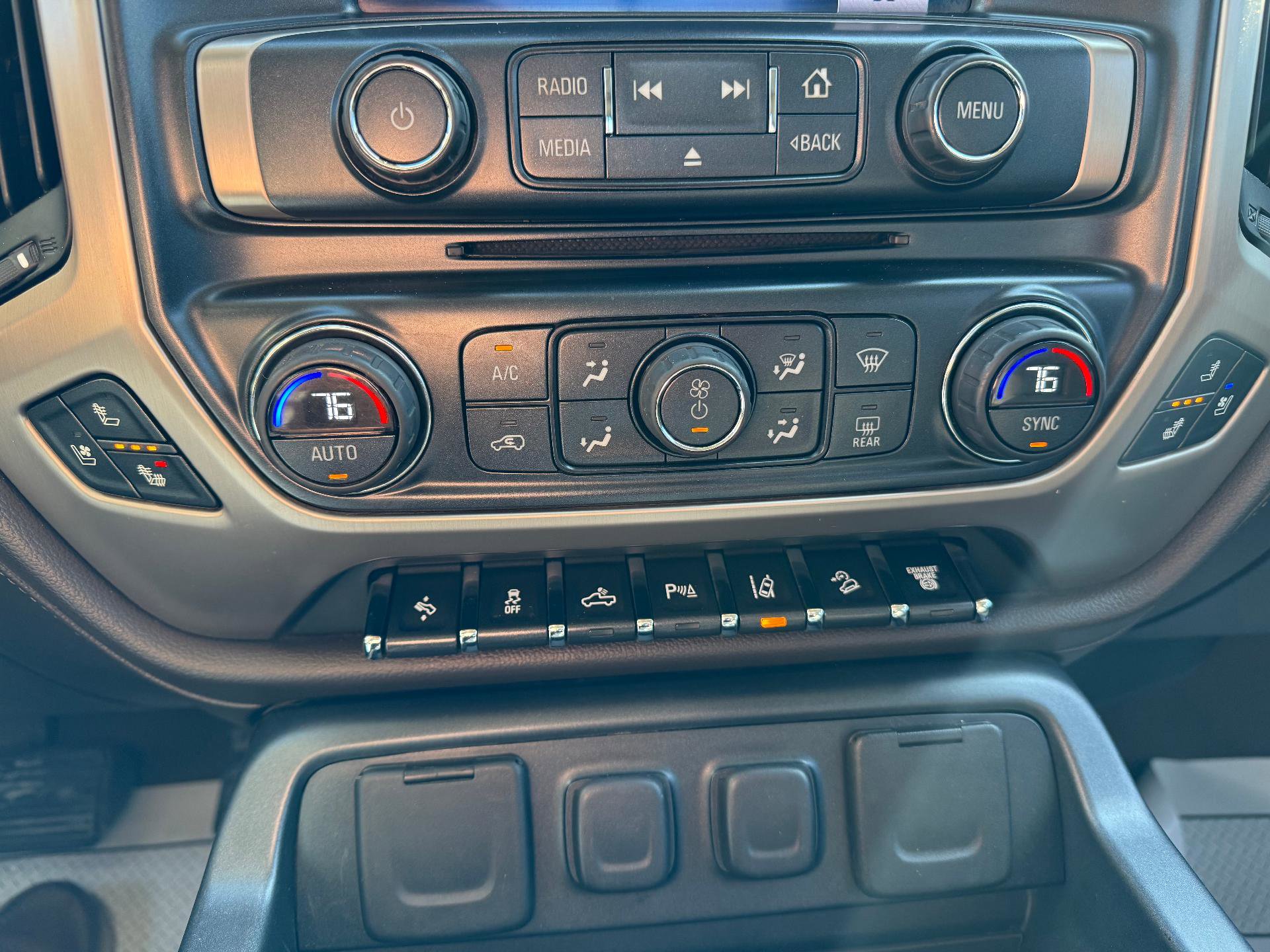 Used 2016 GMC Sierra 2500 Denali w/ Duramax Plus Package image 34