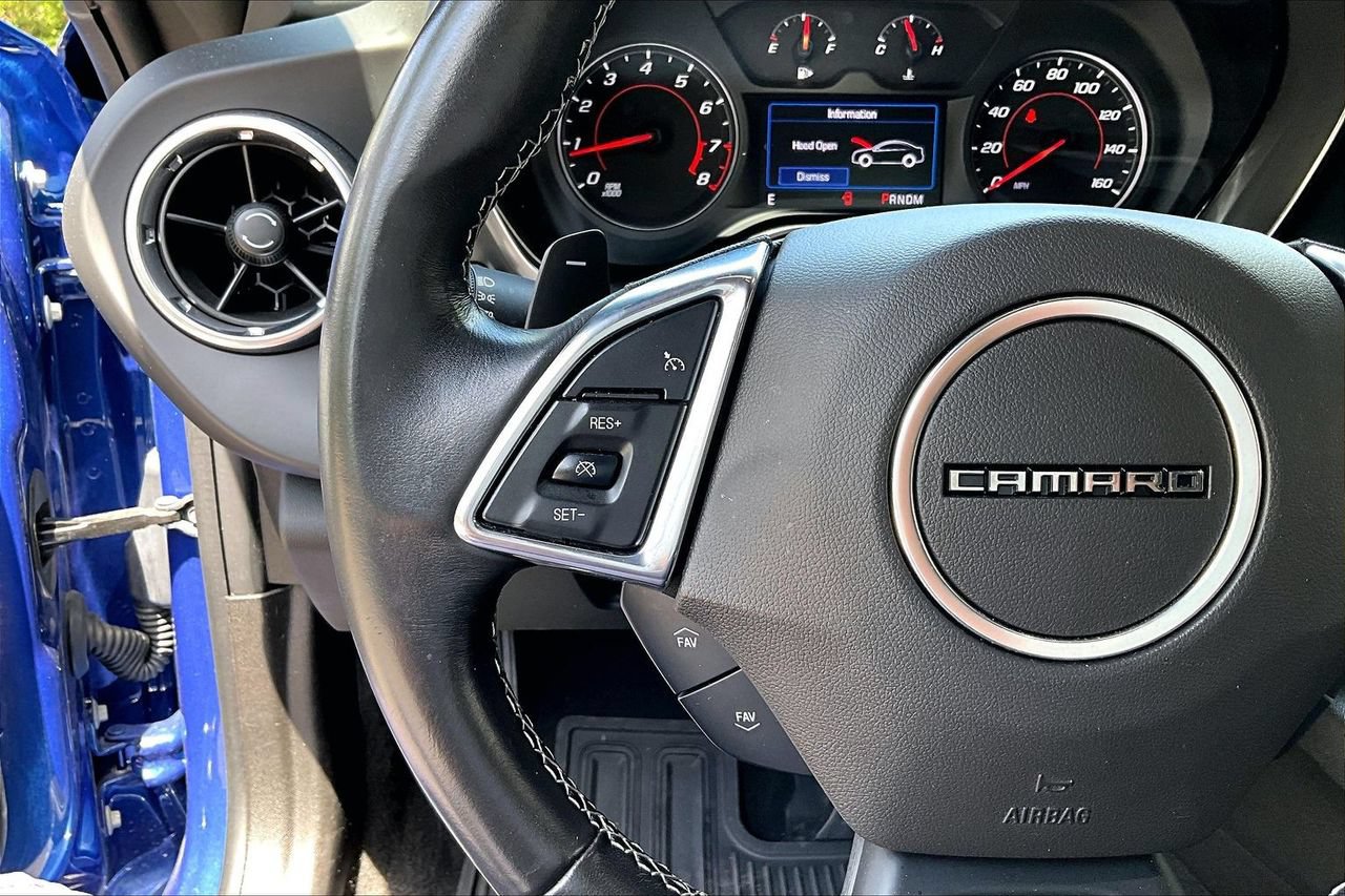 Used 2023 Chevrolet Camaro LT RWD image 9