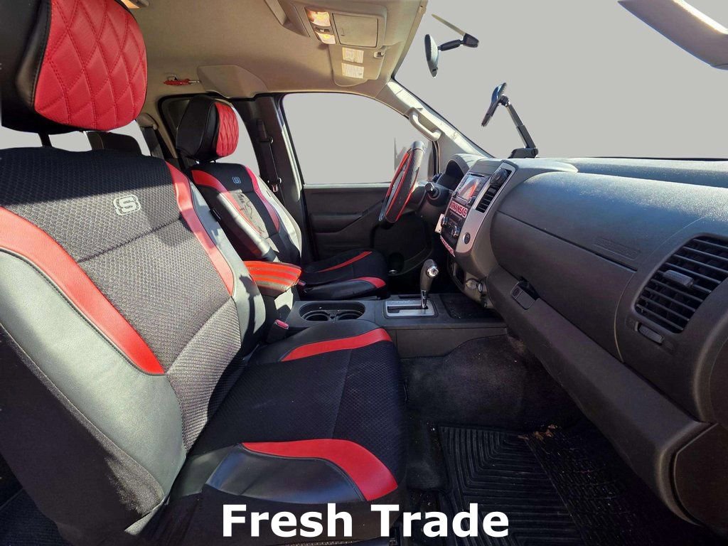 Used 2016 Nissan Frontier Desert Runner image 8