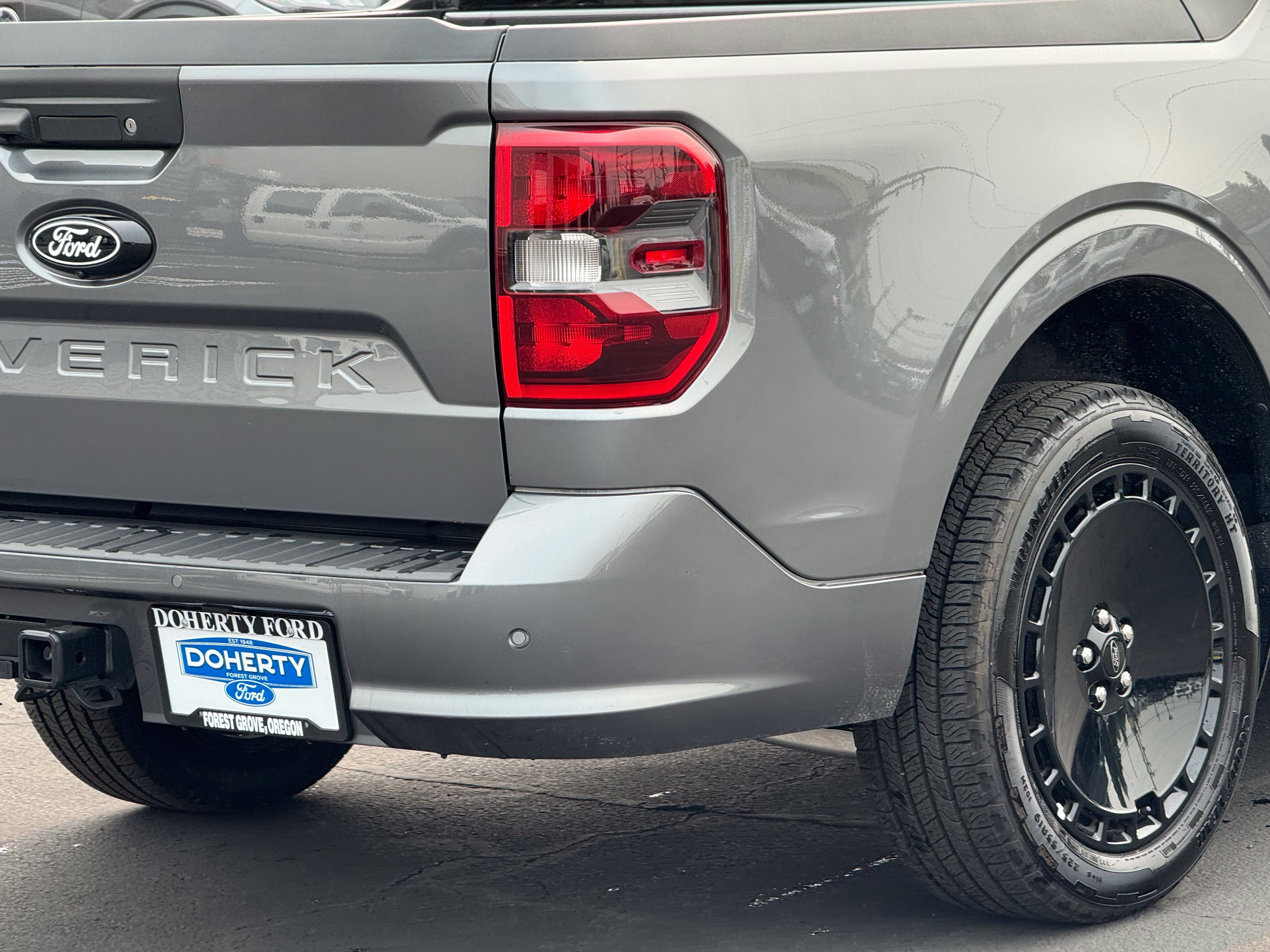 Used 2025 Ford Maverick Lobo AWD/4WD image 18