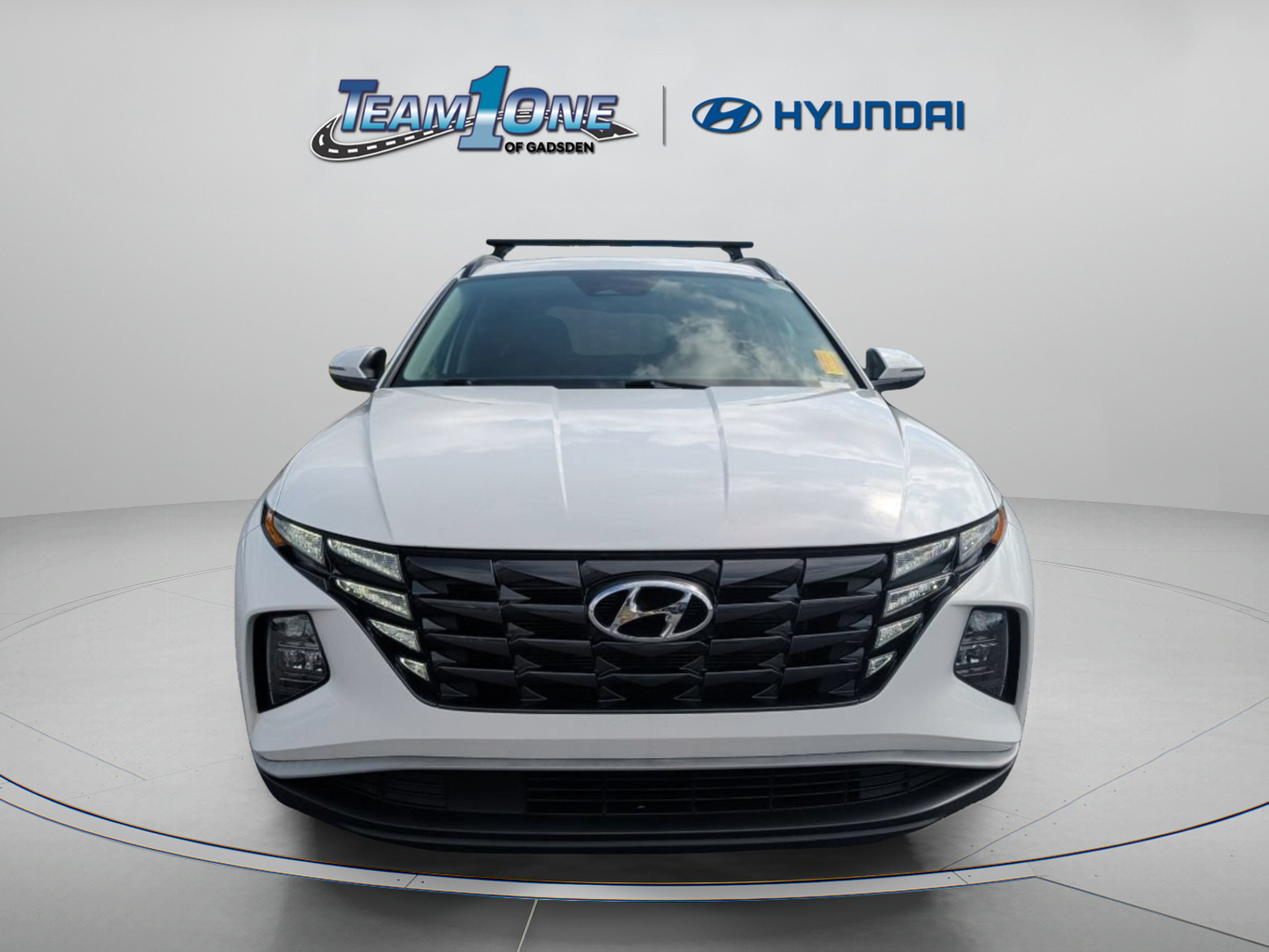 Used 2023 Hyundai Tucson SEL w/ Convenience Package FWD image 2