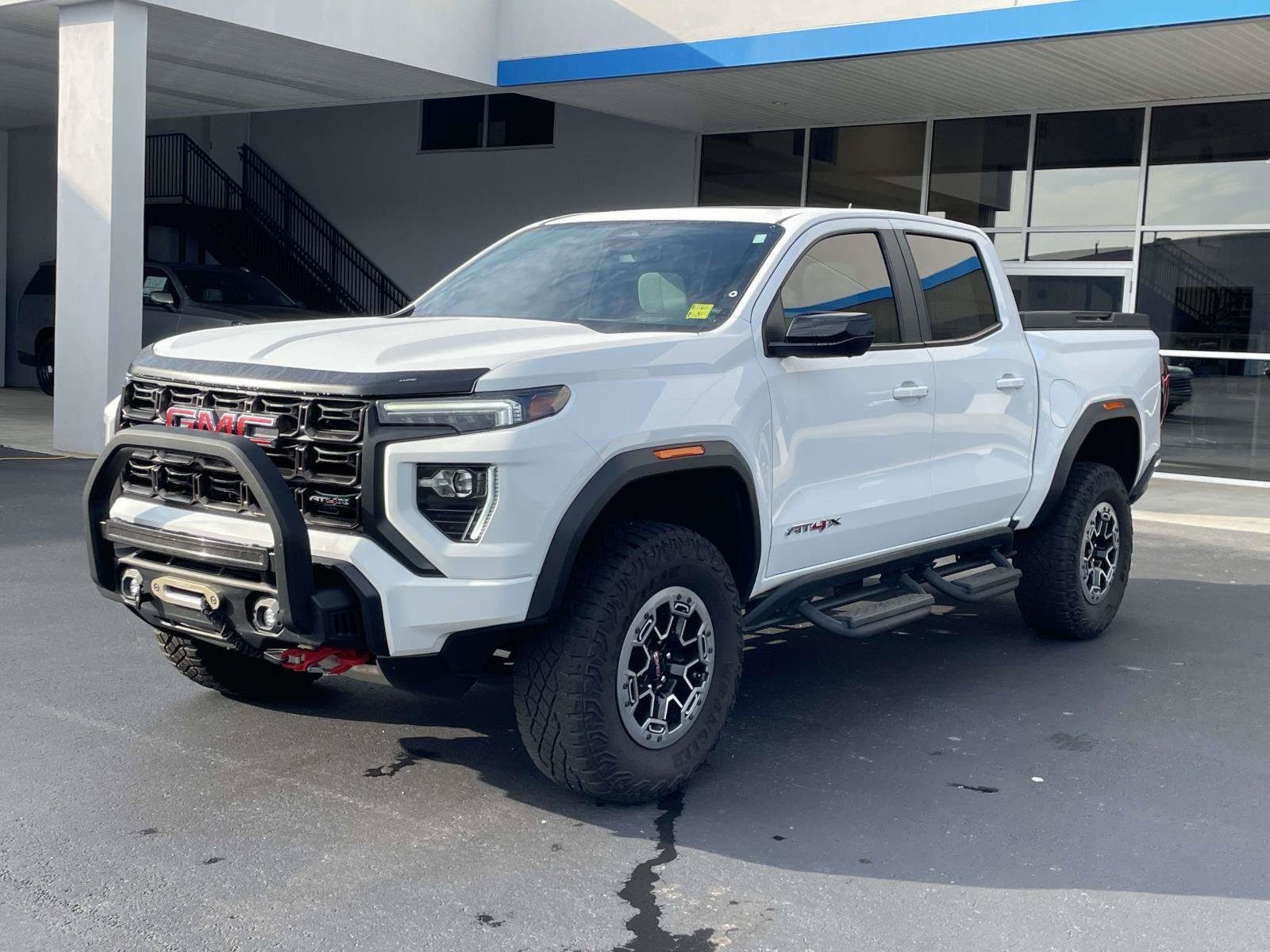 Certified 2023 GMC Canyon AT4X w/ Edition 1 AWD/4WD image 7