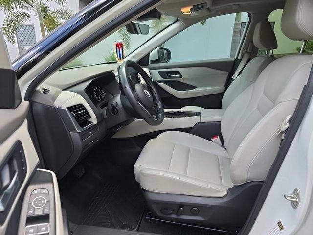 Used 2023 Nissan Rogue SL w/ SL Premium Package FWD image 12