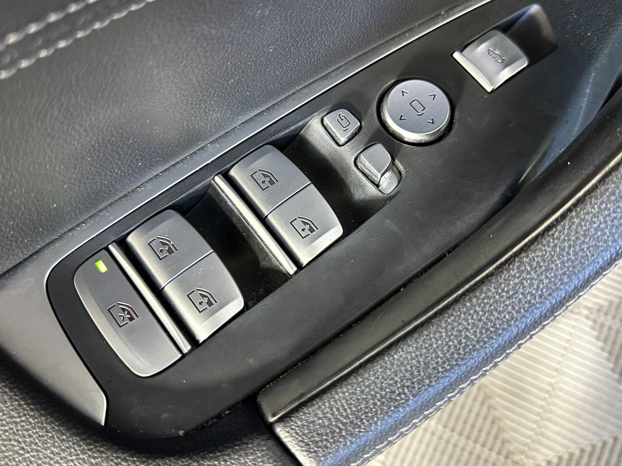 Used 2022 BMW X3 sDrive30i w/ M Sport Package 2 image 22