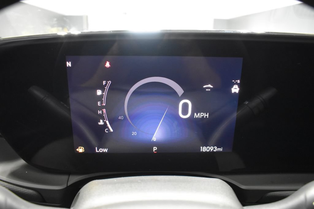 Used 2025 Buick Envista Preferred w/ Convenience I Package FWD image 27