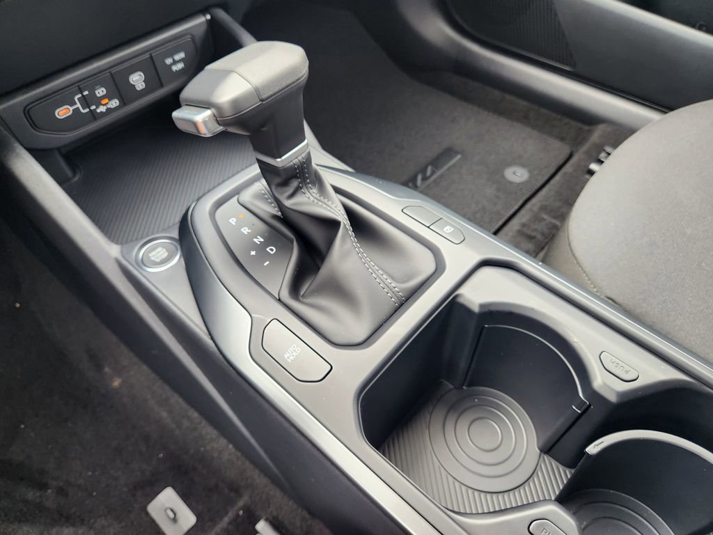 New 2026 Kia K4 FWD image 16