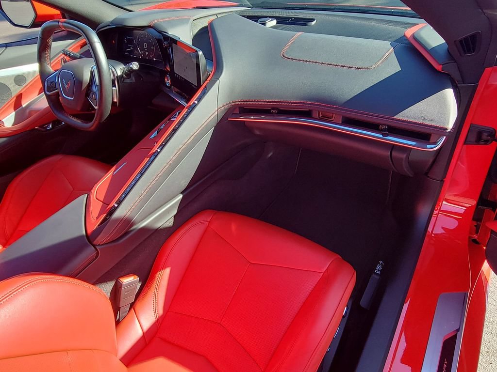 Used 2020 Chevrolet Corvette Stingray Preferred Cpe w/ 2LT Preferred Equipment Group RWD image 25