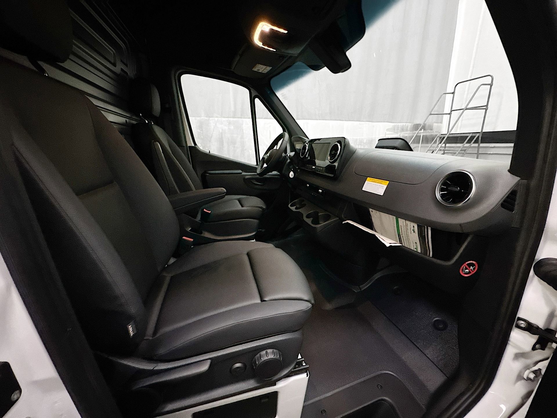 Used 2026 Mercedes-Benz Sprinter 2500 image 26