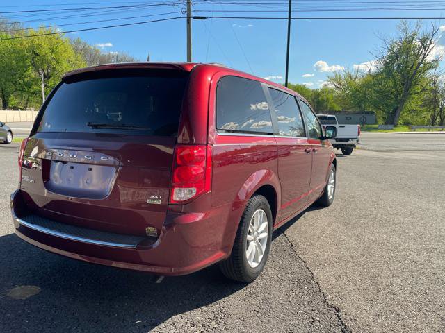 Used 2019 Dodge Grand Caravan SXT FWD image 6