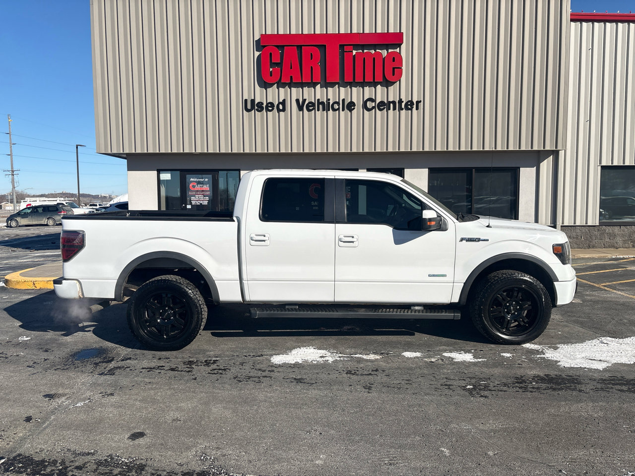 Used 2014 Ford F150 FX4 w/ Equipment Group 402A Luxury image 1