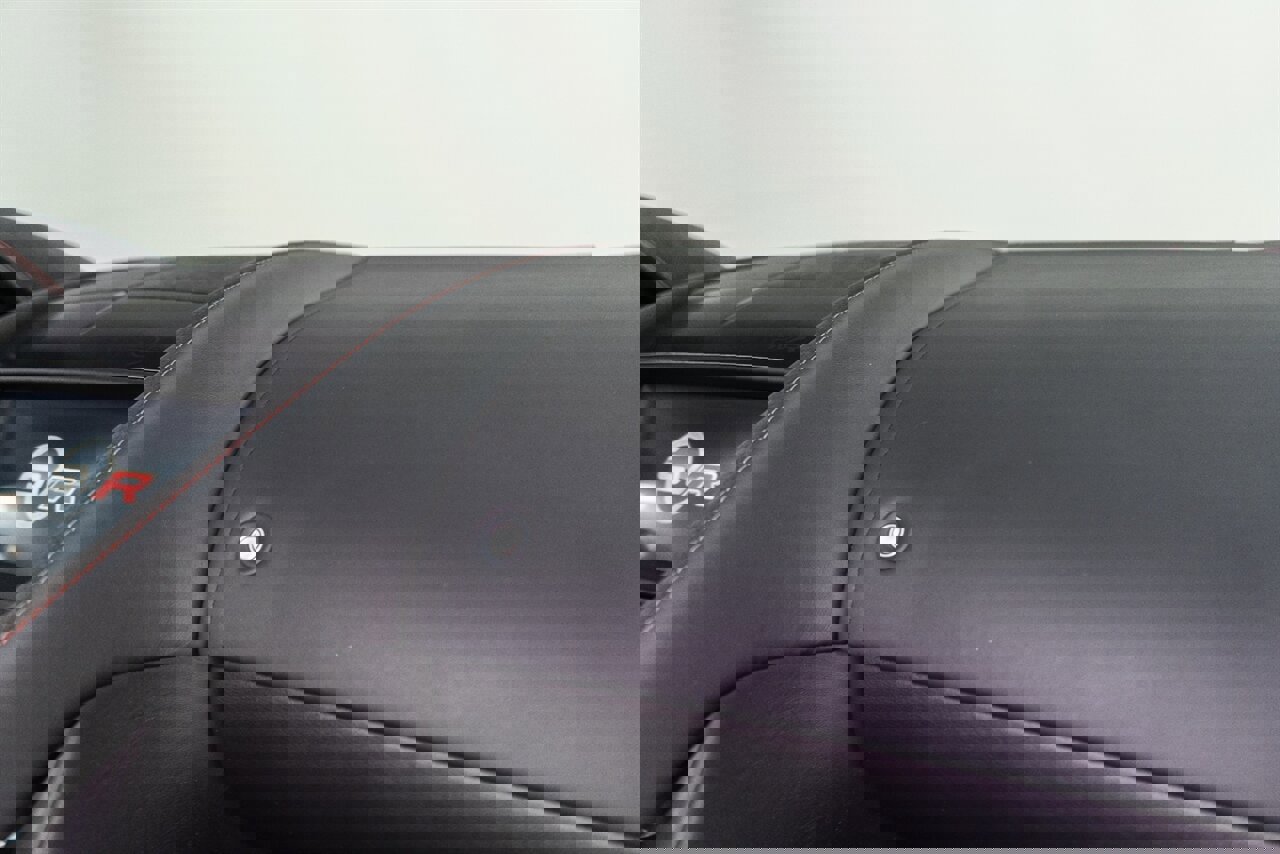 Used 2020 Jaguar F-TYPE SVR image 62