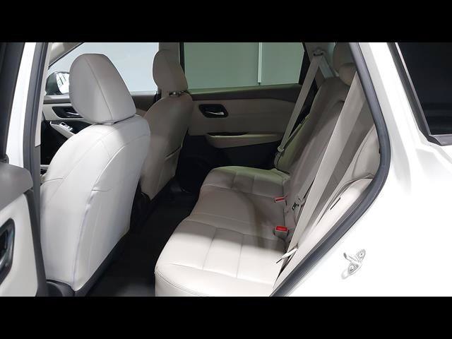 Used 2023 Nissan Rogue SL AWD/4WD image 20