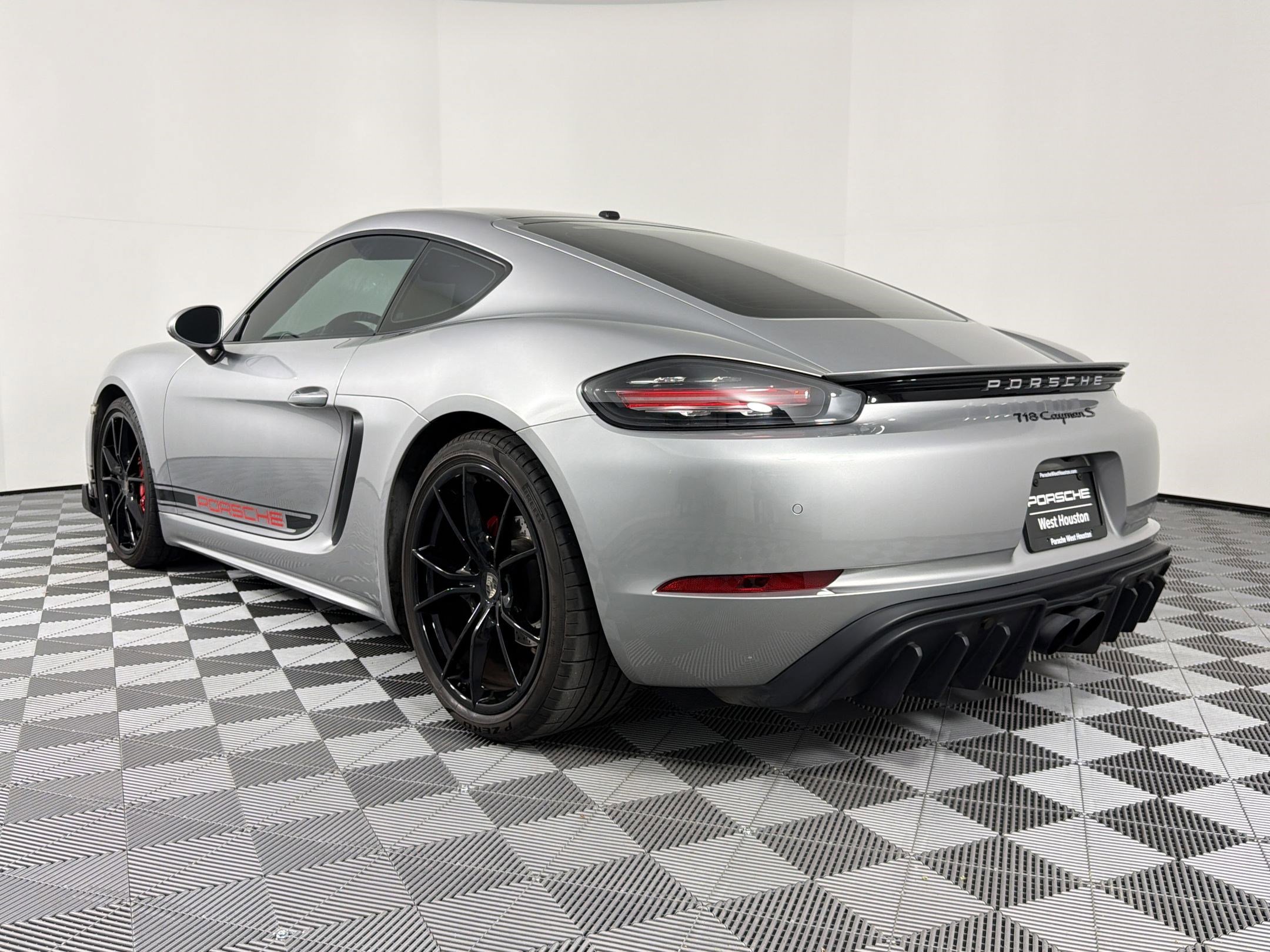 Certified 2024 Porsche 718 Cayman S image 3