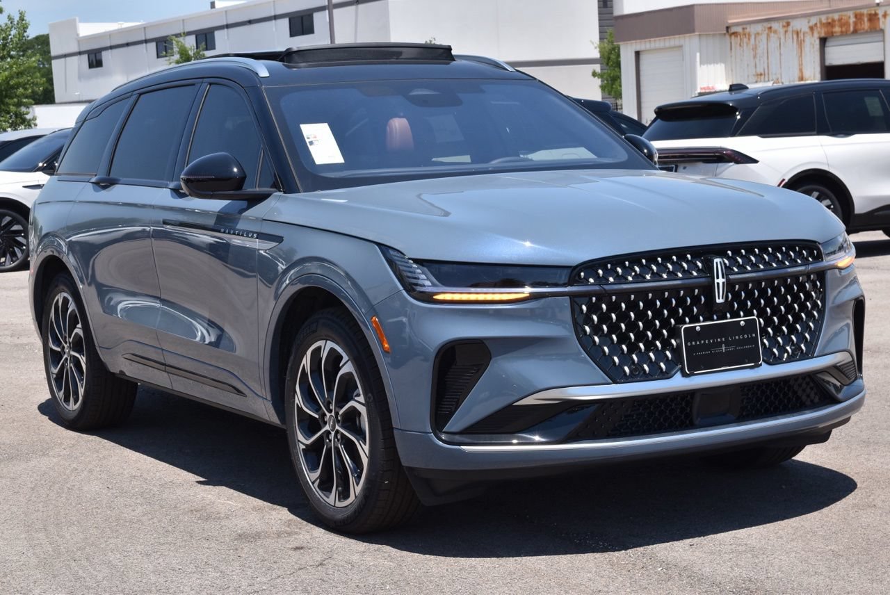 New 2026 Lincoln Nautilus Reserve AWD/4WD image 10