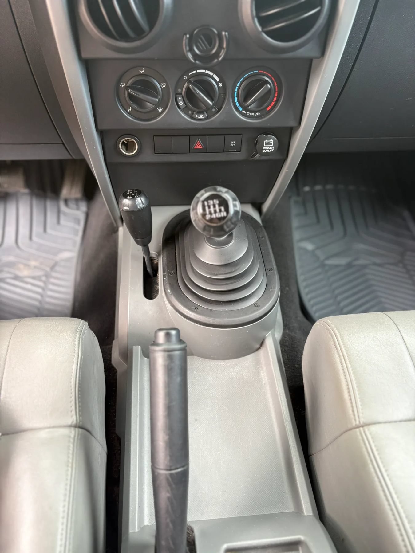 Used 2008 Jeep Wrangler X AWD/4WD image 23