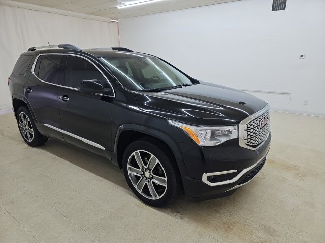 Used 2018 GMC Acadia Denali image 17