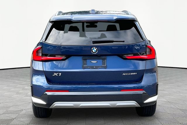Used 2023 BMW X1 xDrive28i w/ Premium Package AWD/4WD image 6