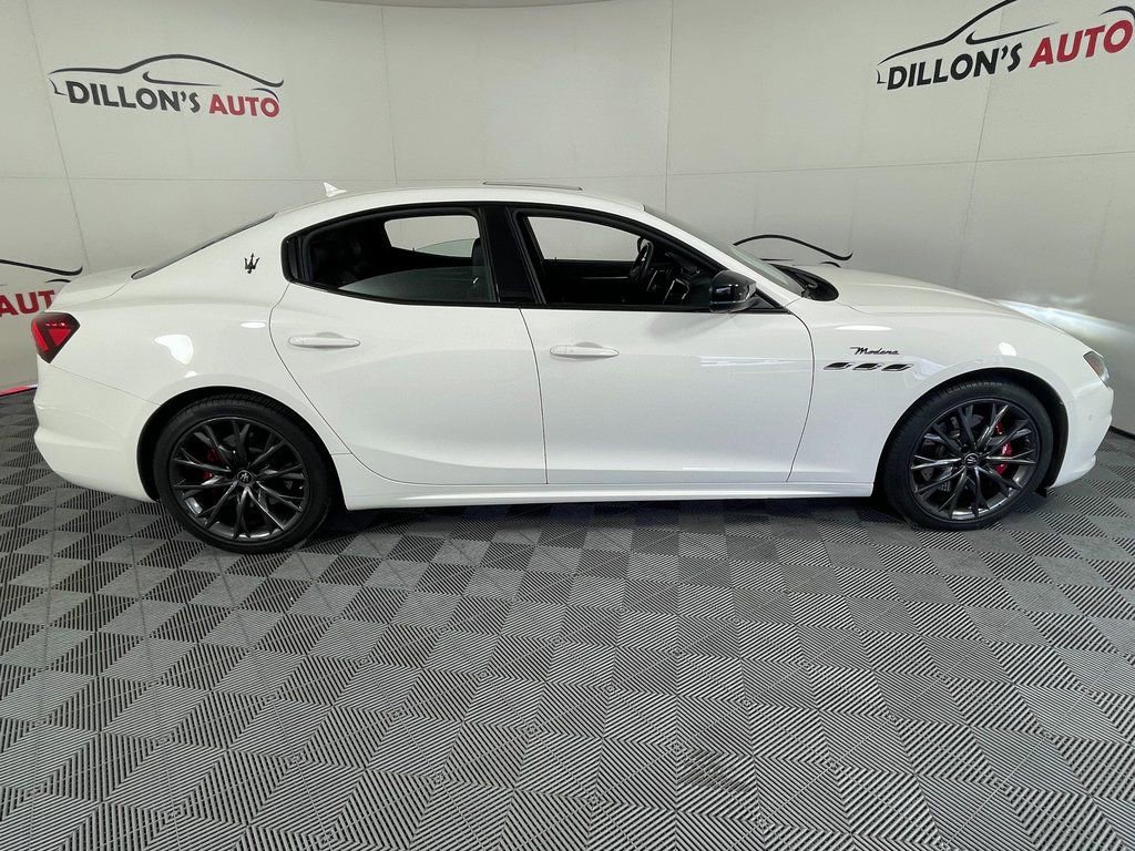 Used 2022 Maserati Ghibli Modena RWD image 9