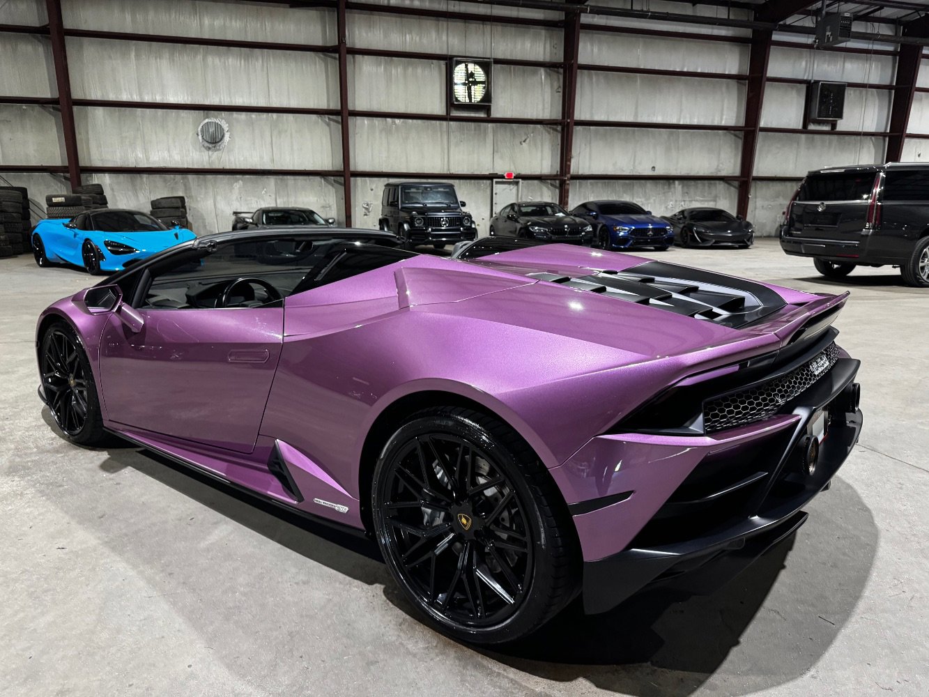 Used 2022 Lamborghini Huracan EVO image 8