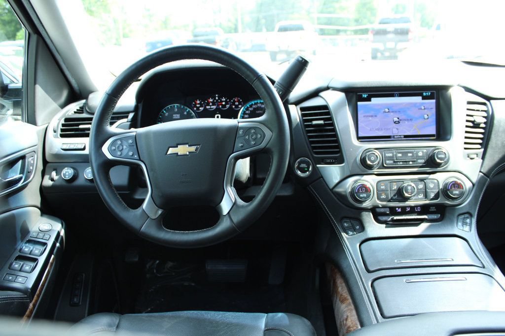 Used 2017 Chevrolet Suburban Premier AWD/4WD image 16