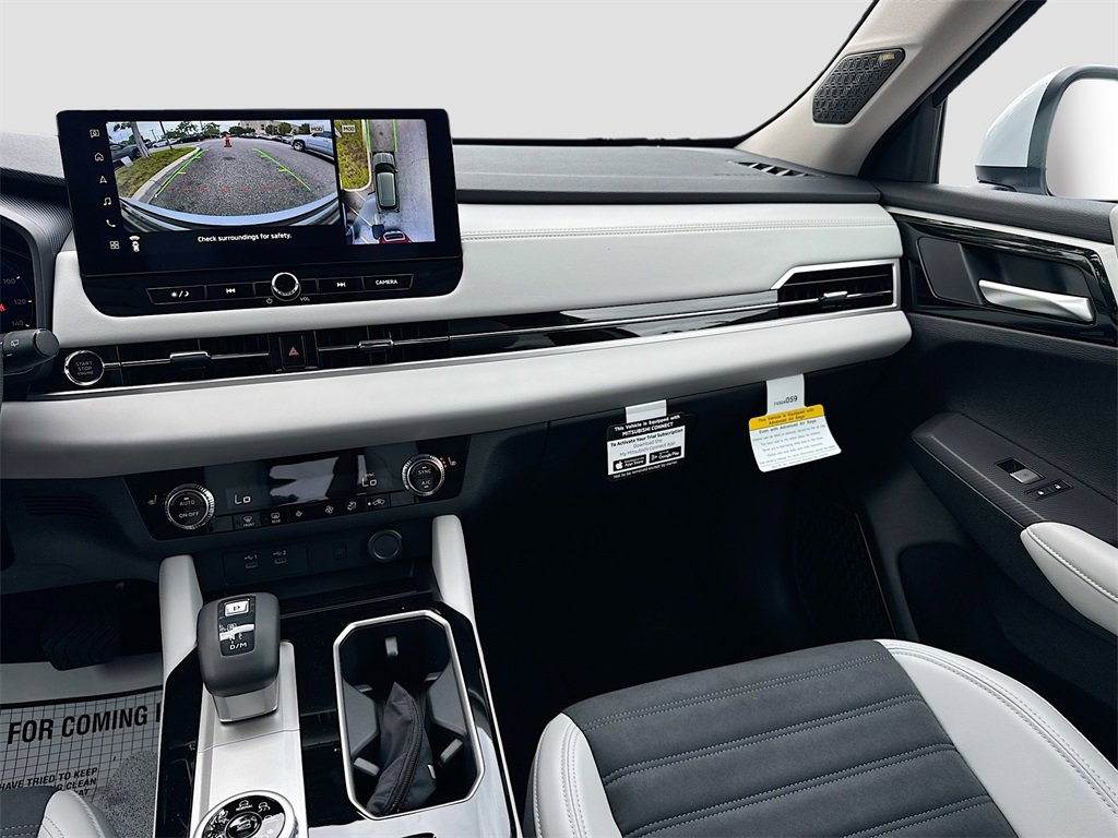 New 2025 Mitsubishi Outlander SE image 25