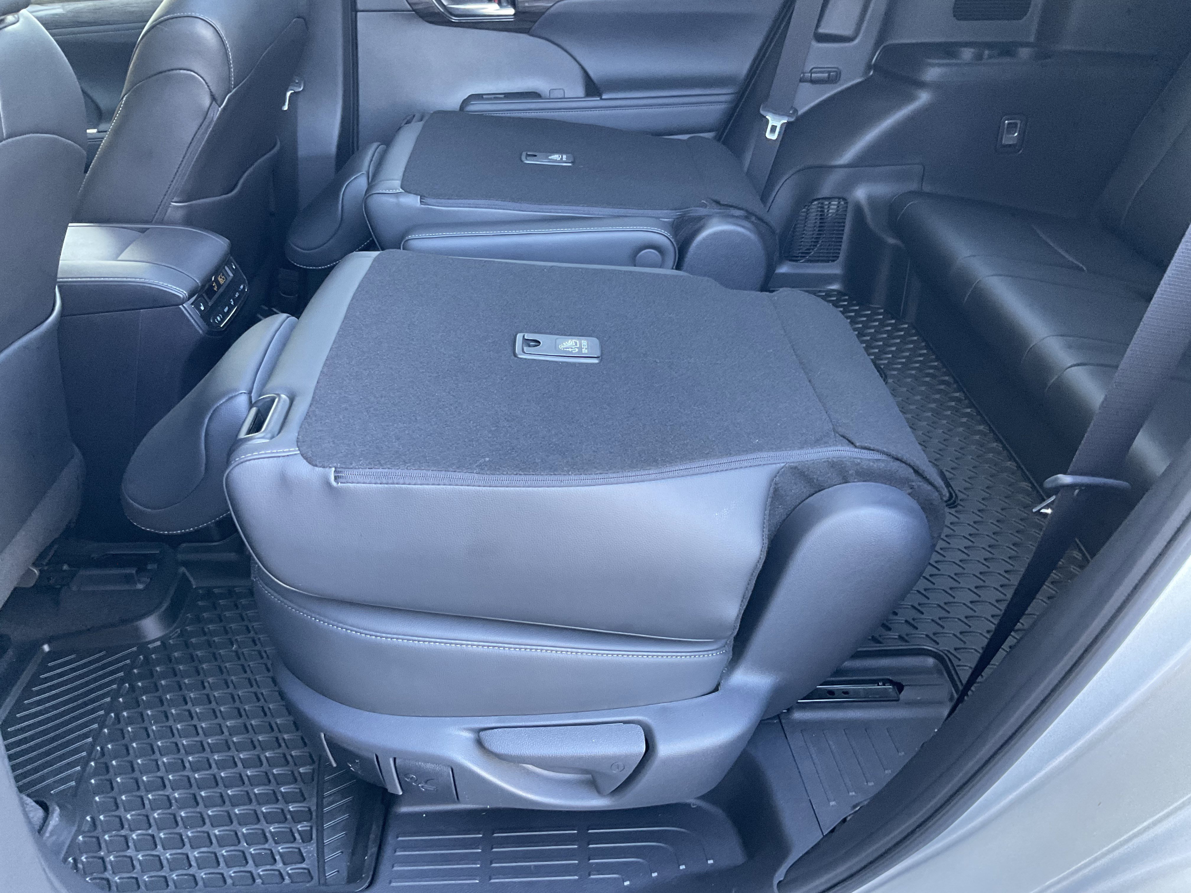 Used 2024 Toyota Highlander Platinum image 48