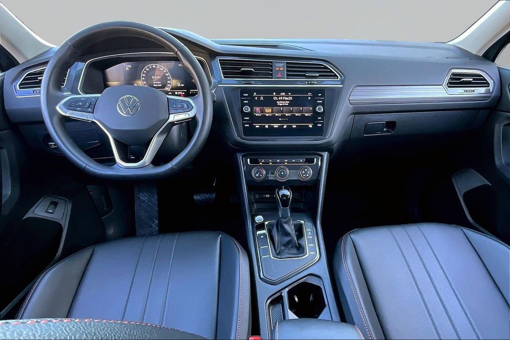 Used 2024 Volkswagen Tiguan Wolfsburg Edition image 6