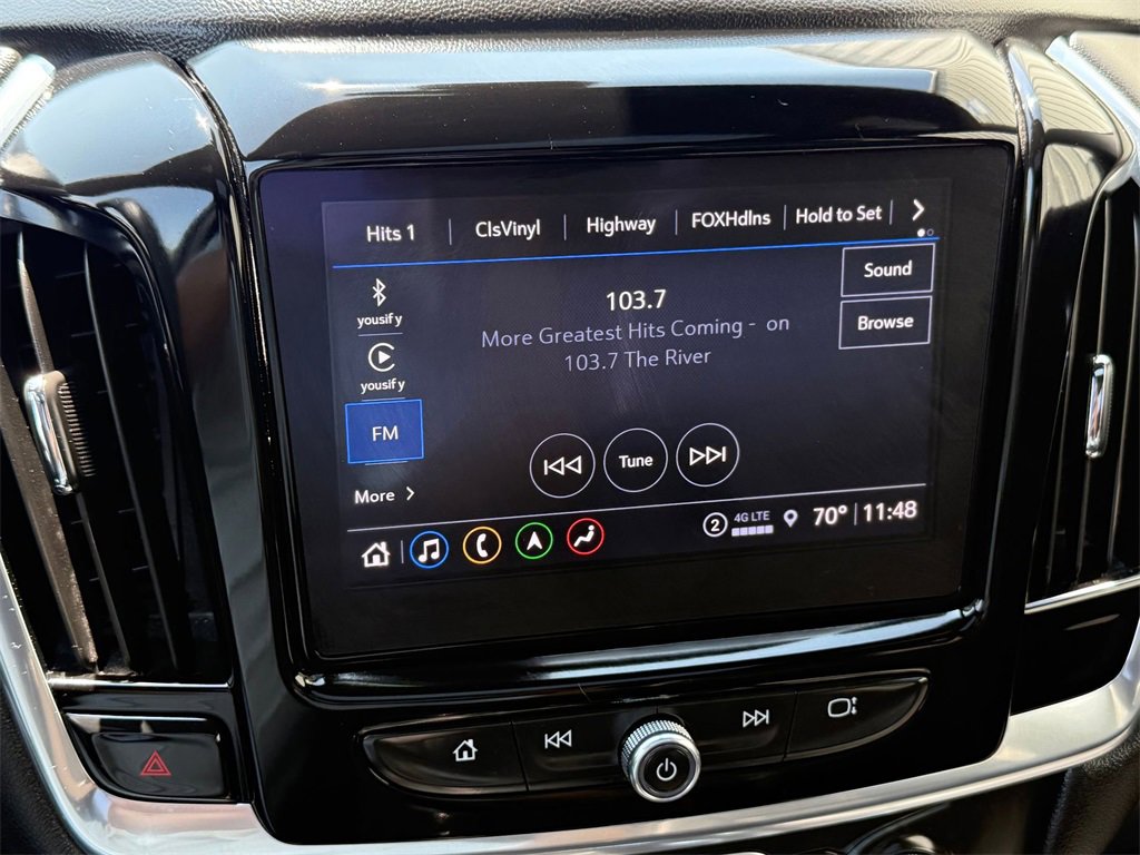 Used 2022 Chevrolet Traverse RS image 24