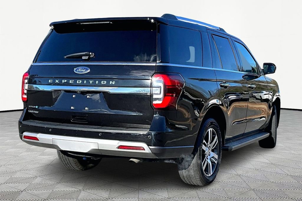 Used 2024 Ford Expedition Limited image 5