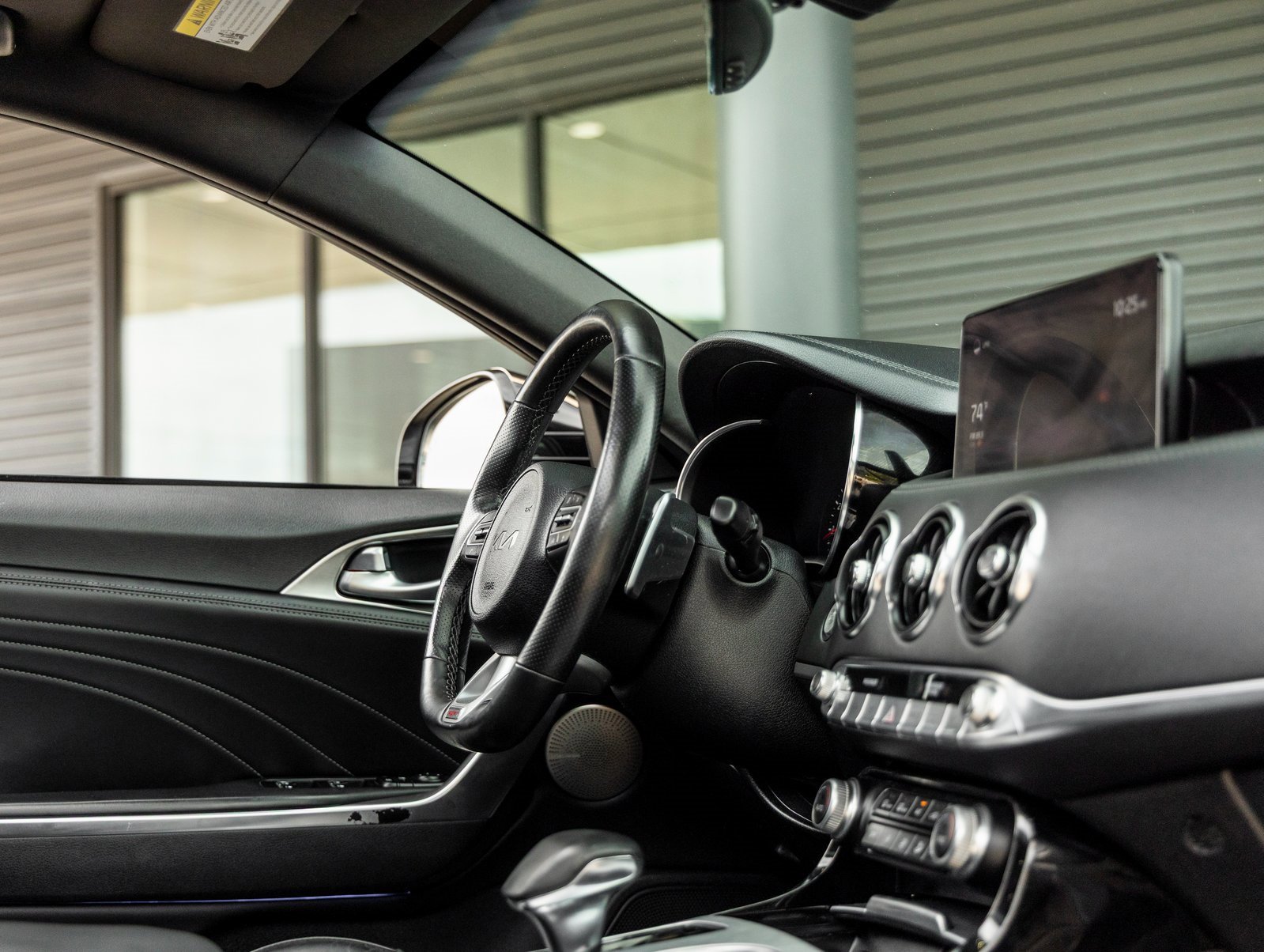 Used 2022 Kia Stinger GT2 image 47