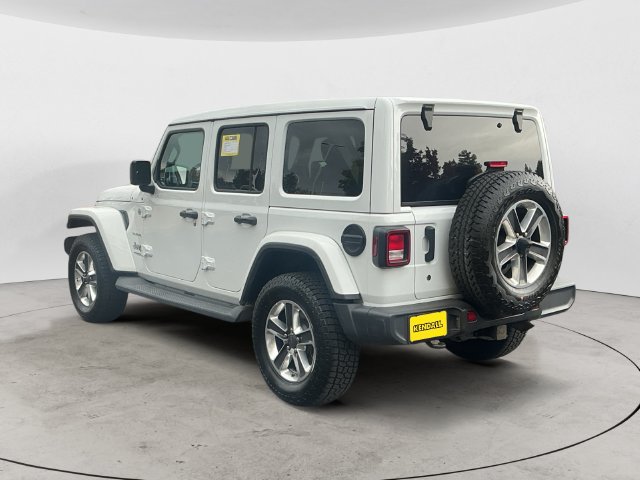 Used 2019 Jeep Wrangler Unlimited Sahara w/ Cold Weather Group AWD/4WD image 7