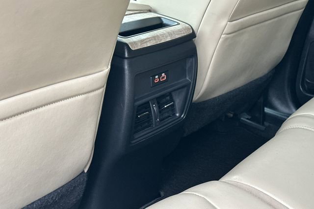 Used 2023 Nissan Murano SV image 14