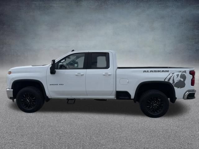 Used 2021 Chevrolet Silverado 2500 LT w/ Convenience Package AWD/4WD image 11