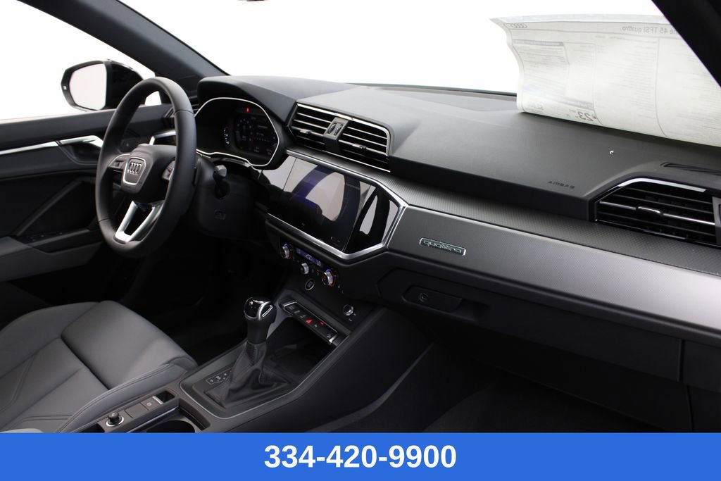 New 2025 Audi Q3 2.0T Premium image 22