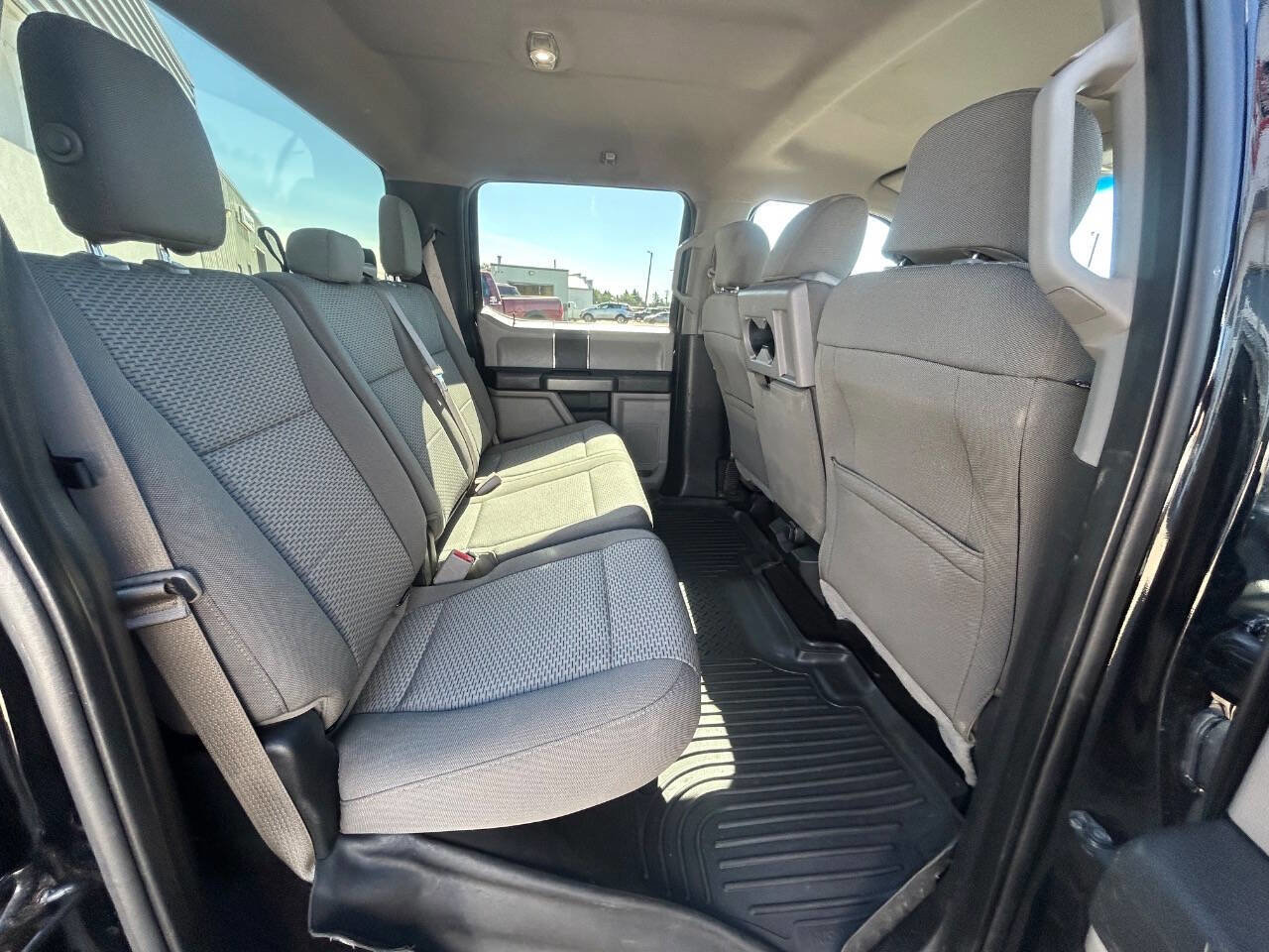 Used 2017 Ford F150 XLT image 11