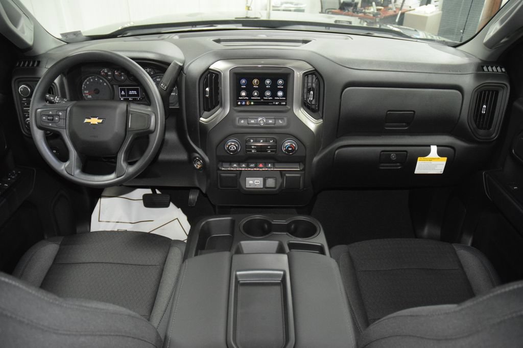 New 2026 Chevrolet Silverado 1500 Custom AWD/4WD image 30