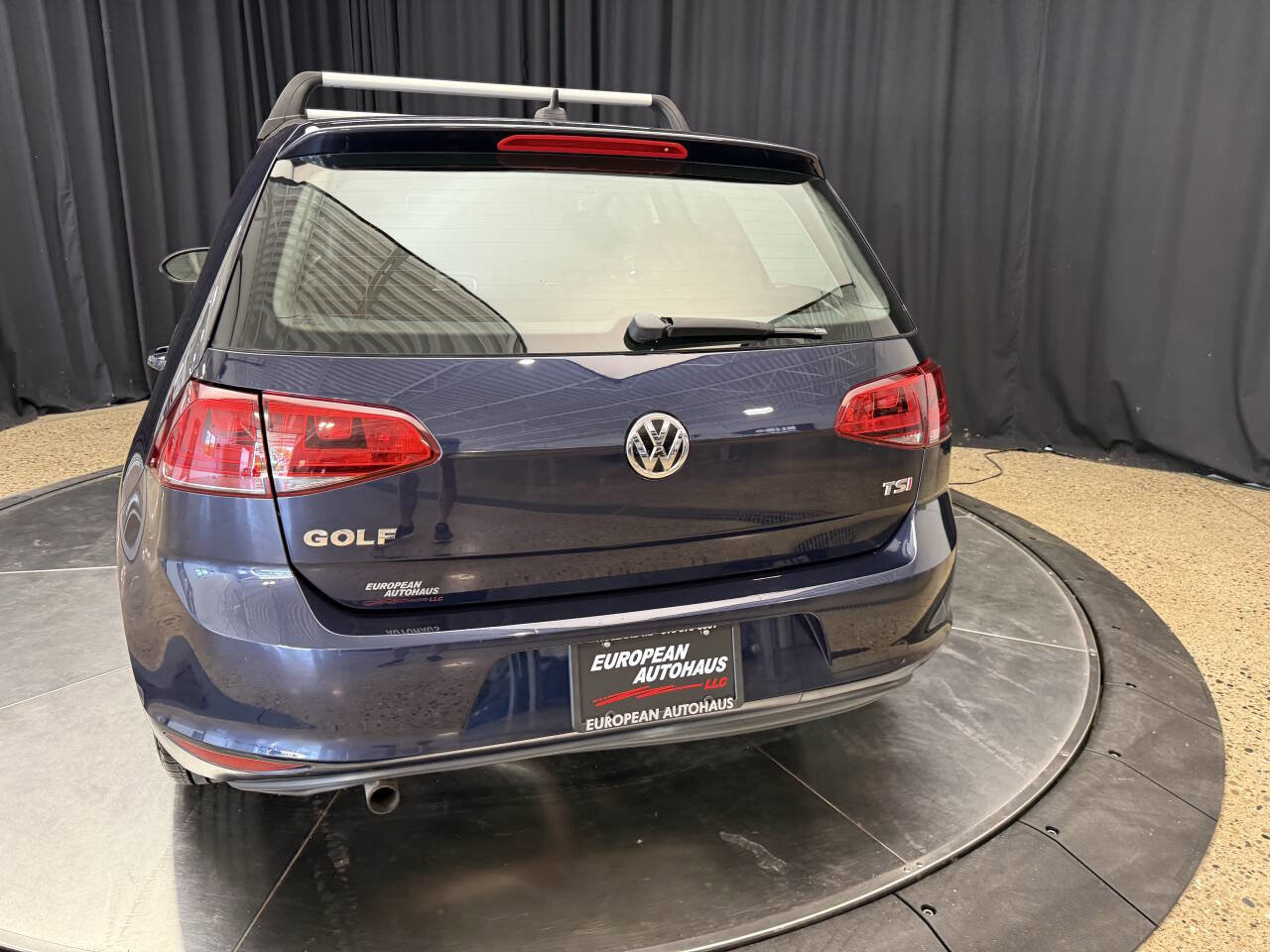 Used 2015 Volkswagen Golf SE FWD image 11