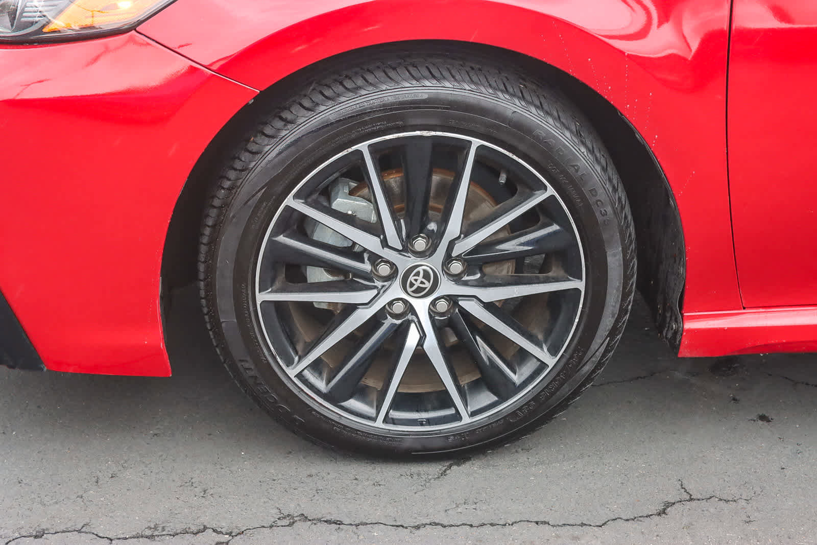 Used 2021 Toyota Camry SE image 9