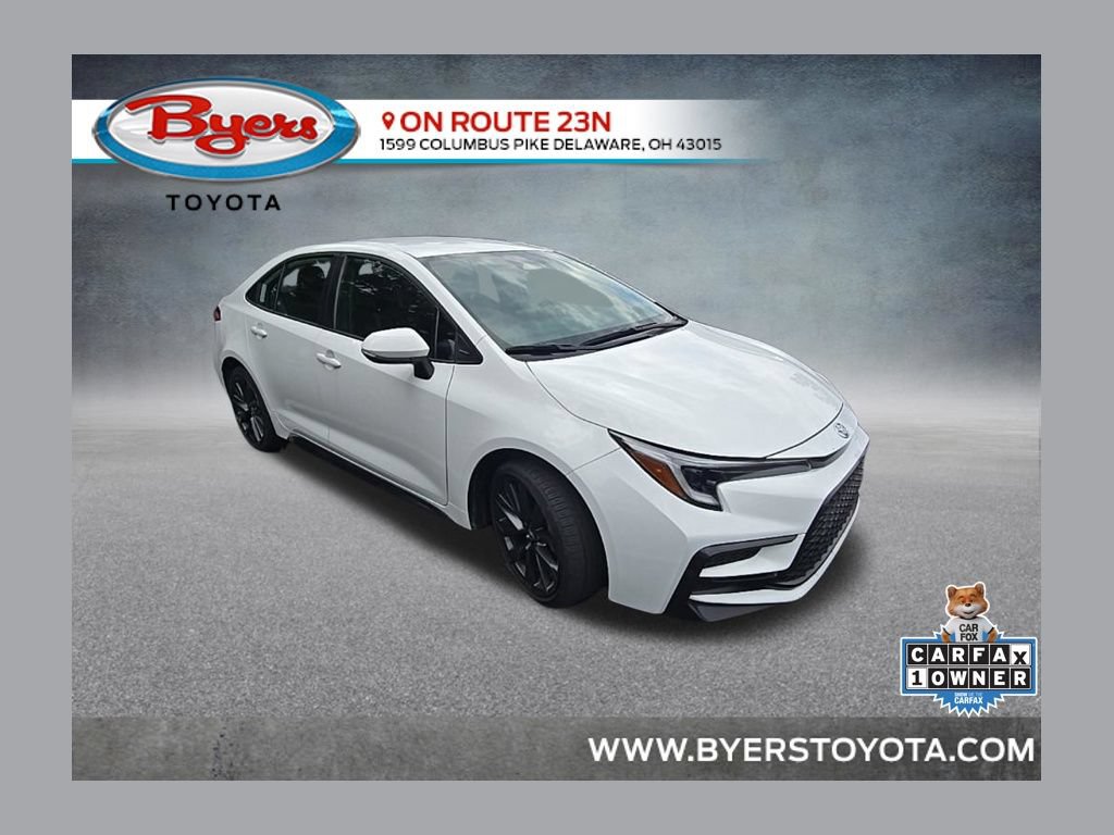 Used 2025 Toyota Corolla SE FWD image 1