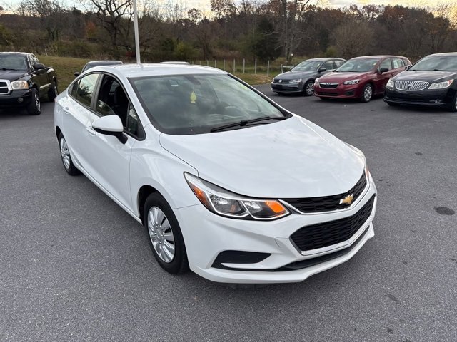 Used 2017 Chevrolet Cruze LS image 2
