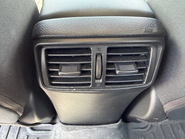 Used 2020 Nissan Rogue S FWD image 24