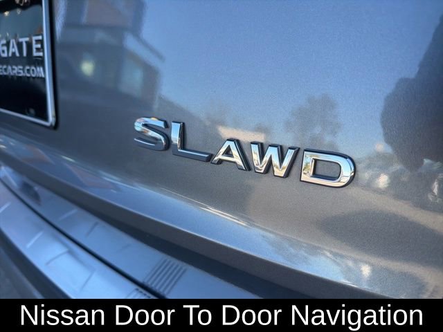 Used 2022 Nissan Rogue SL w/ SL Premium Package image 13