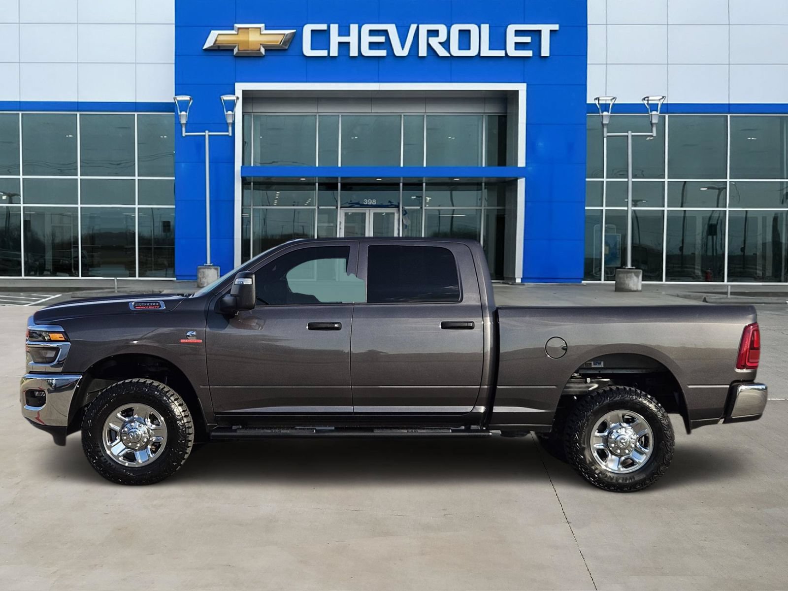 Used 2025 RAM 2500 Tradesman AWD/4WD image 3