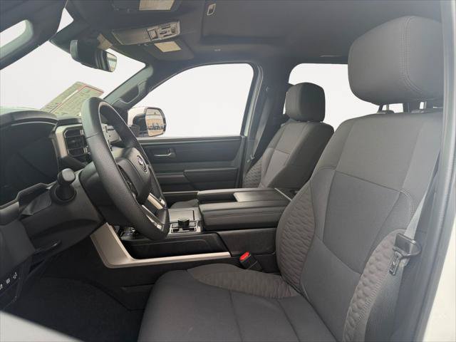 Certified 2025 Toyota Sequoia SR5 AWD/4WD image 9