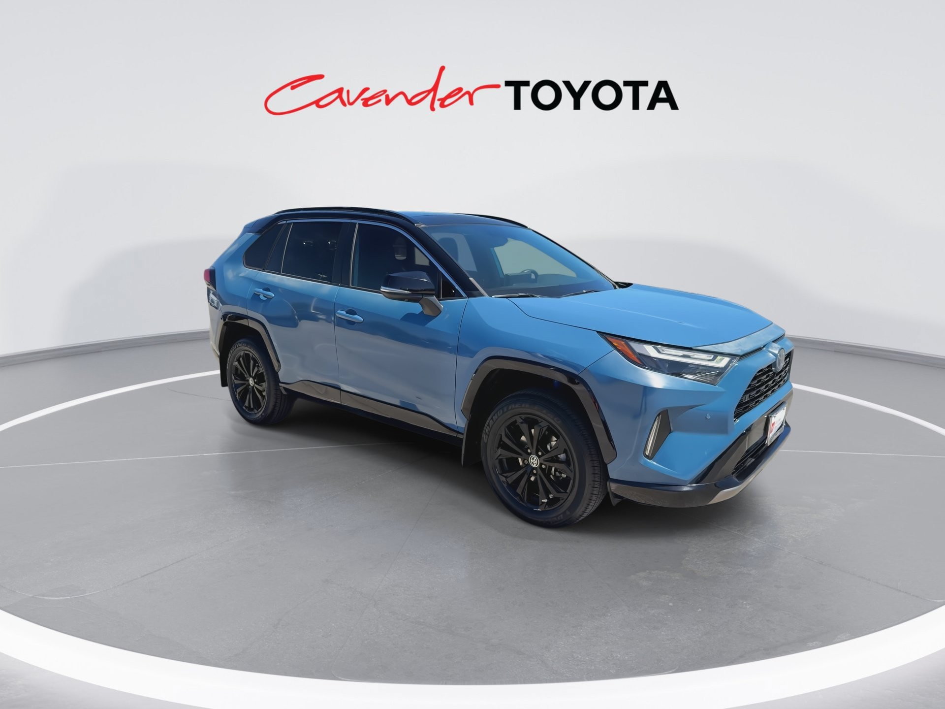 Certified 2022 Toyota RAV4 XSE AWD/4WD image 2